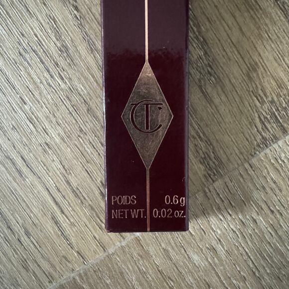 Charlotte Tilbury Brow Lift Three Way Shaping Tool in Rita - Picture 3 of 5
